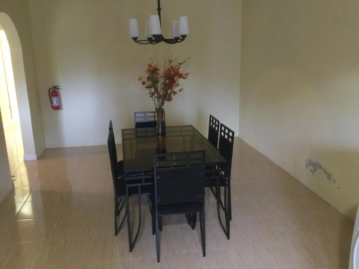 فيلا Mountain View Retreat St.Elizabeth Far Enough بيت للعطل