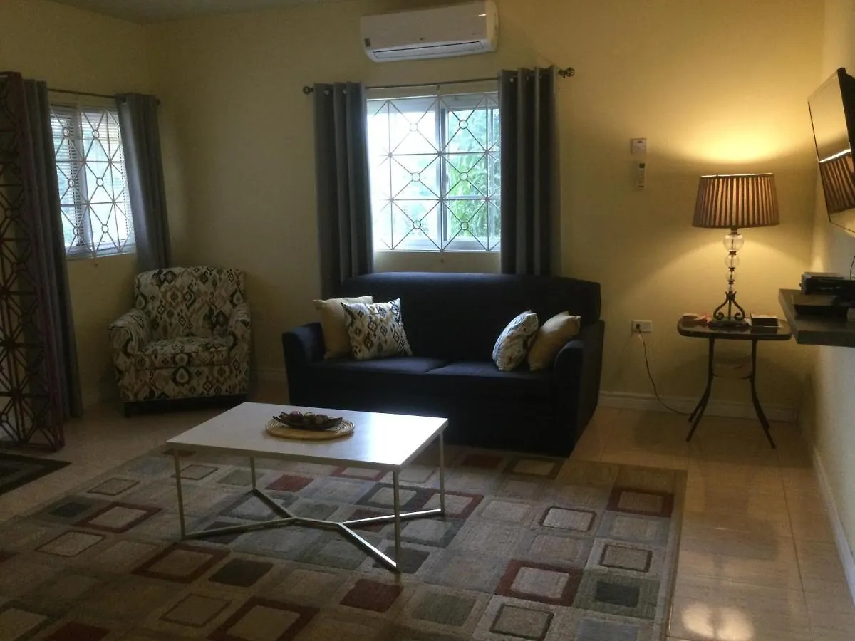 بيت للعطل فيلا Mountain View Retreat St.Elizabeth Far Enough
